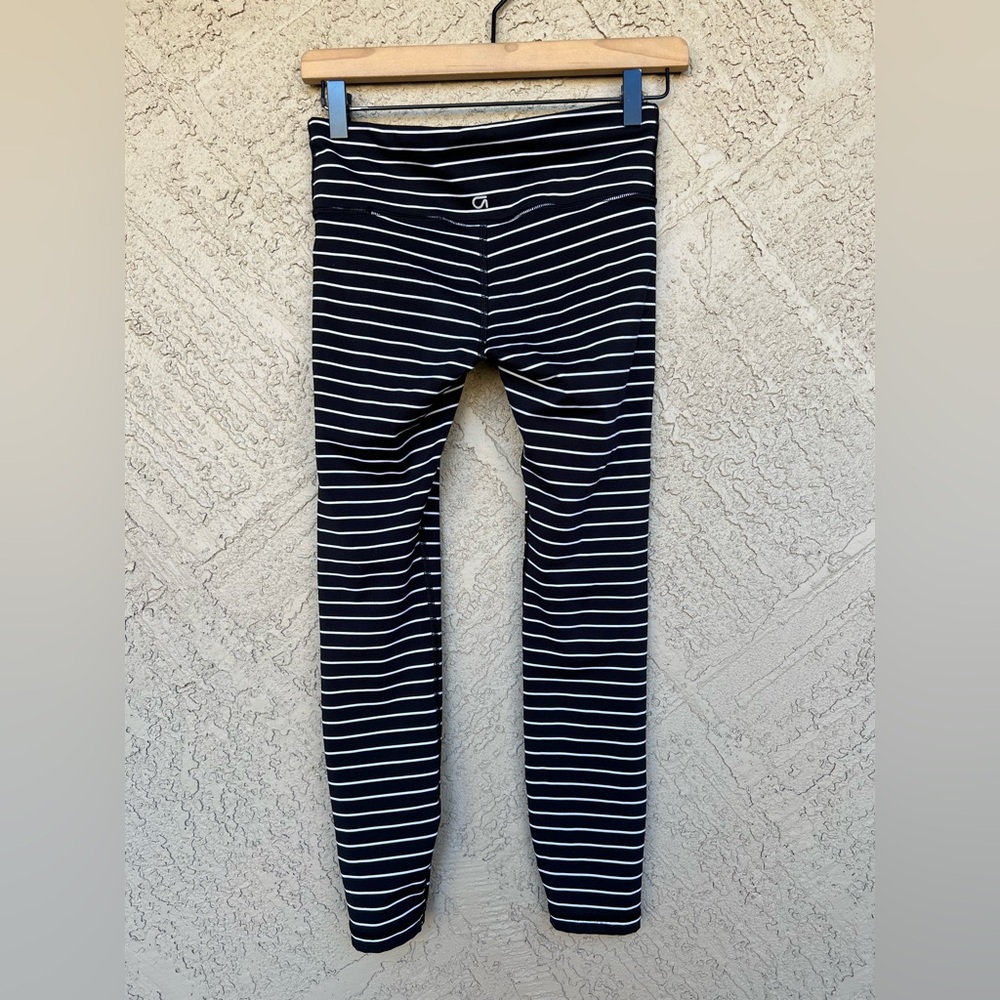 Gapfit Leggings Blackout Technology size XS black and white stripe